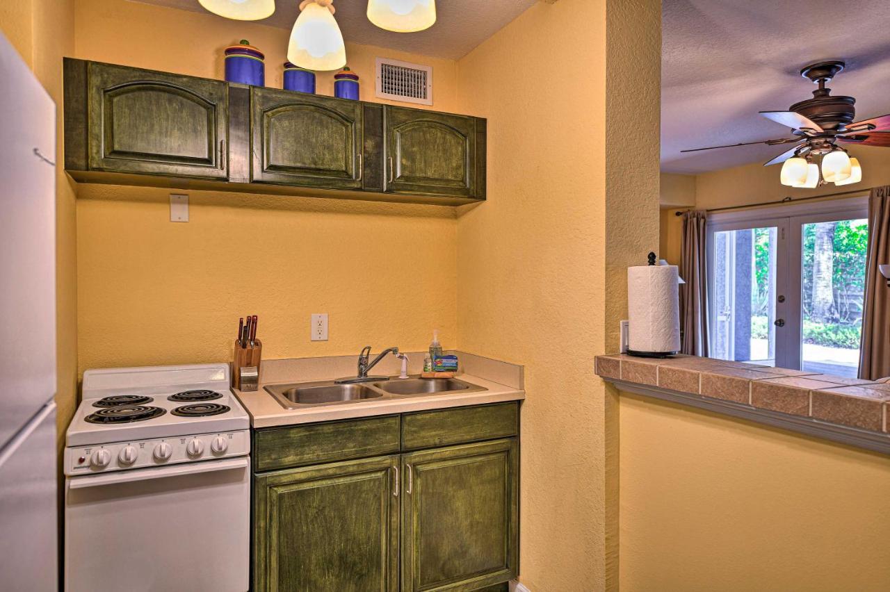Lido Key Hideout With Patio And Yard And Walk To Beach! Sarasota Exteriér fotografie